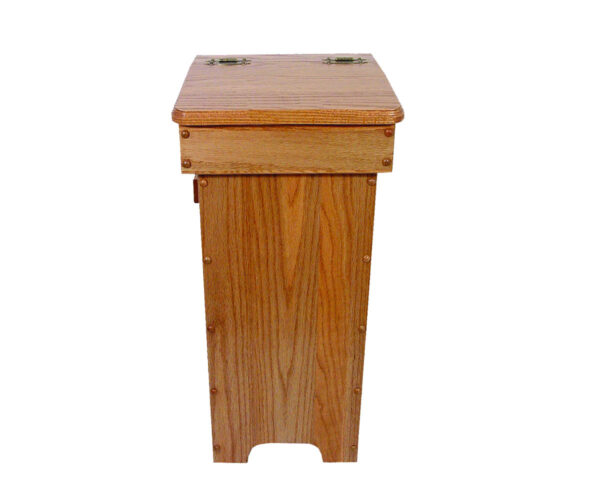 Trash Bin with Hinge Top