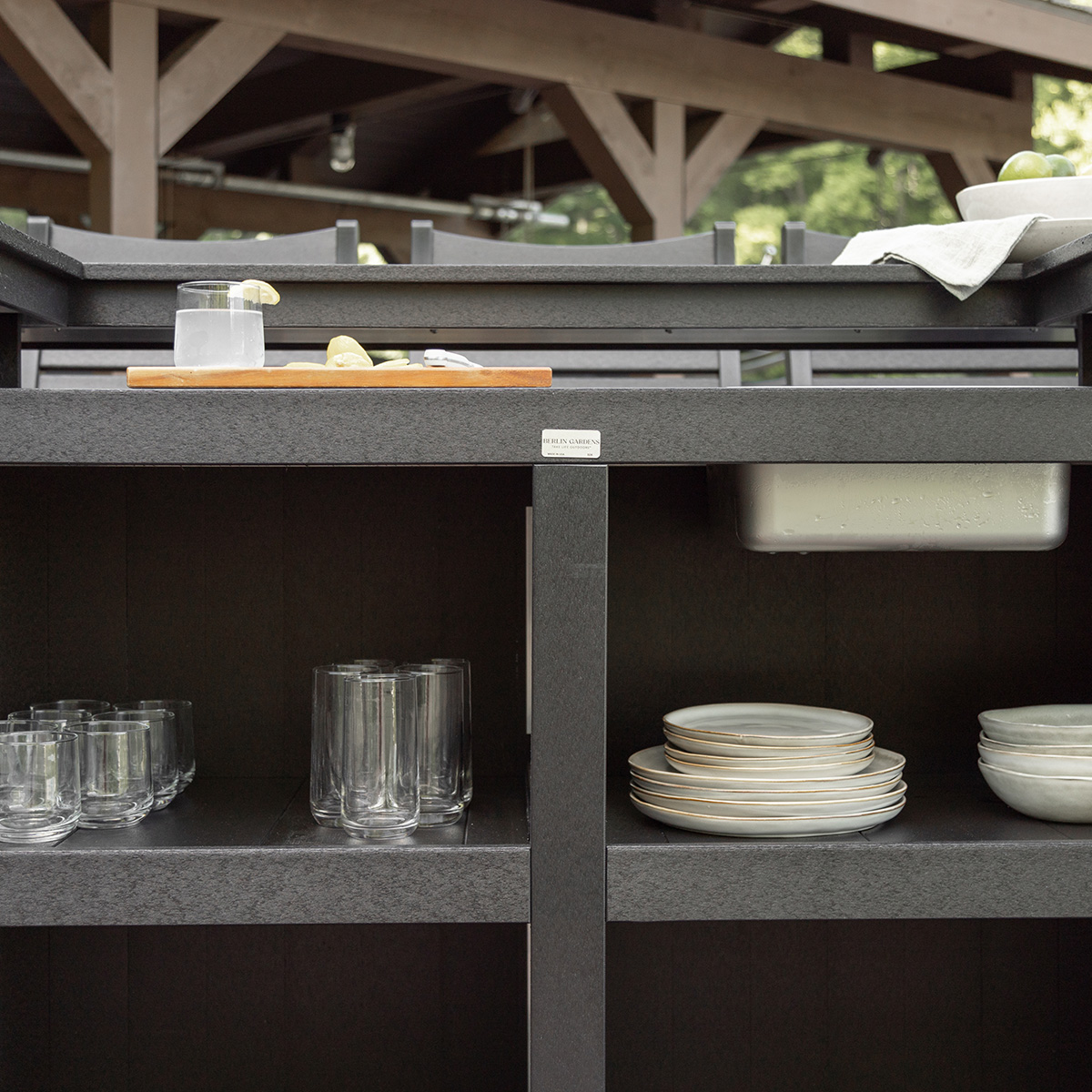 Outdoor Island - Image 5